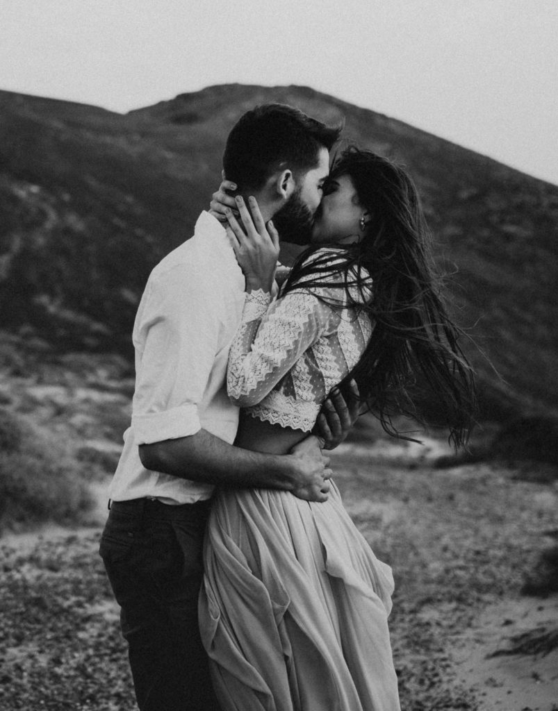 wedding lifestyle photographer - wedding elopement photographer french riviera - lifestyle photo session nice - lucie allard