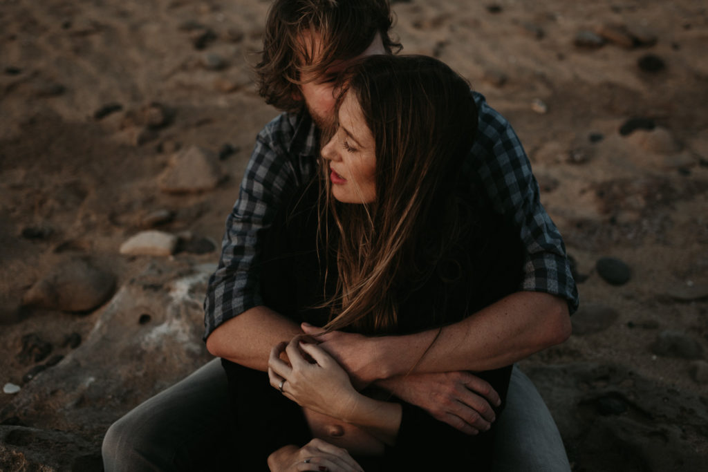 engagement photos on the beach nice - lifestyle couple photo shoot nice - engagement photographer french riviera - elopement photographer on the french riviera - lucie allard photographe