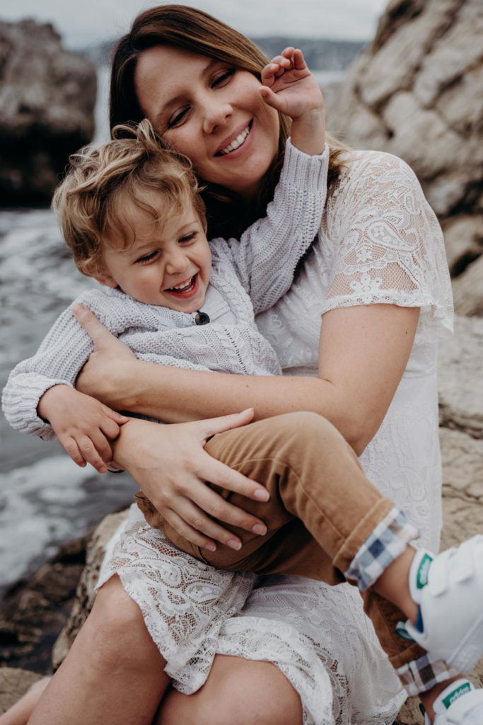 portfolio photographe lifestyle famille nice - seance famille a la plage nice - photographe famille french riviera - lucie allard