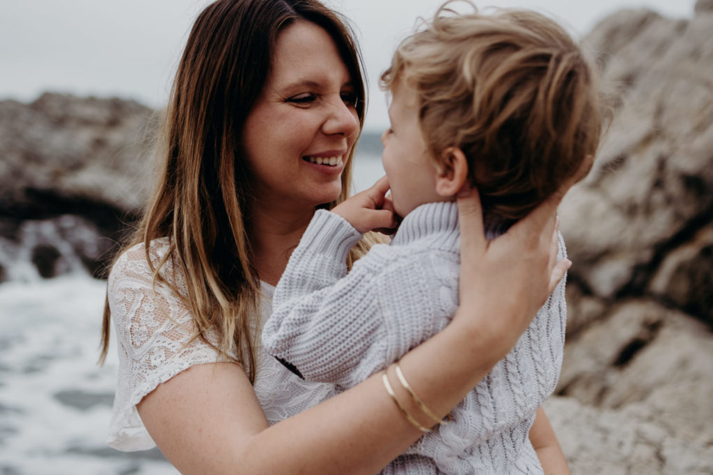 portfolio photographe lifestyle famille nice - seance famille a la plage nice - photographe famille french riviera - lucie allard
